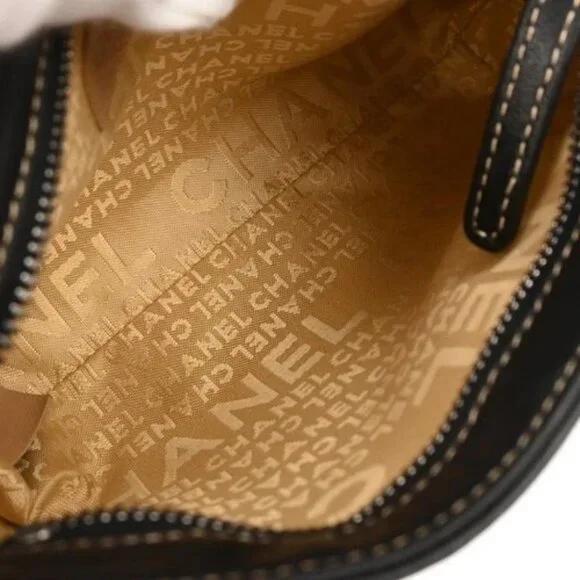 Chanel Black Calfskin Wild Stitch Handbag 136063 - Picture 8 of 10